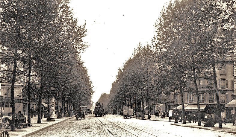 https://upload.wikimedia.org/wikipedia/commons/3/3c/Paris_-_Boulevard_Beaumarchais%2C_1900%2C_Parisrues.jpg